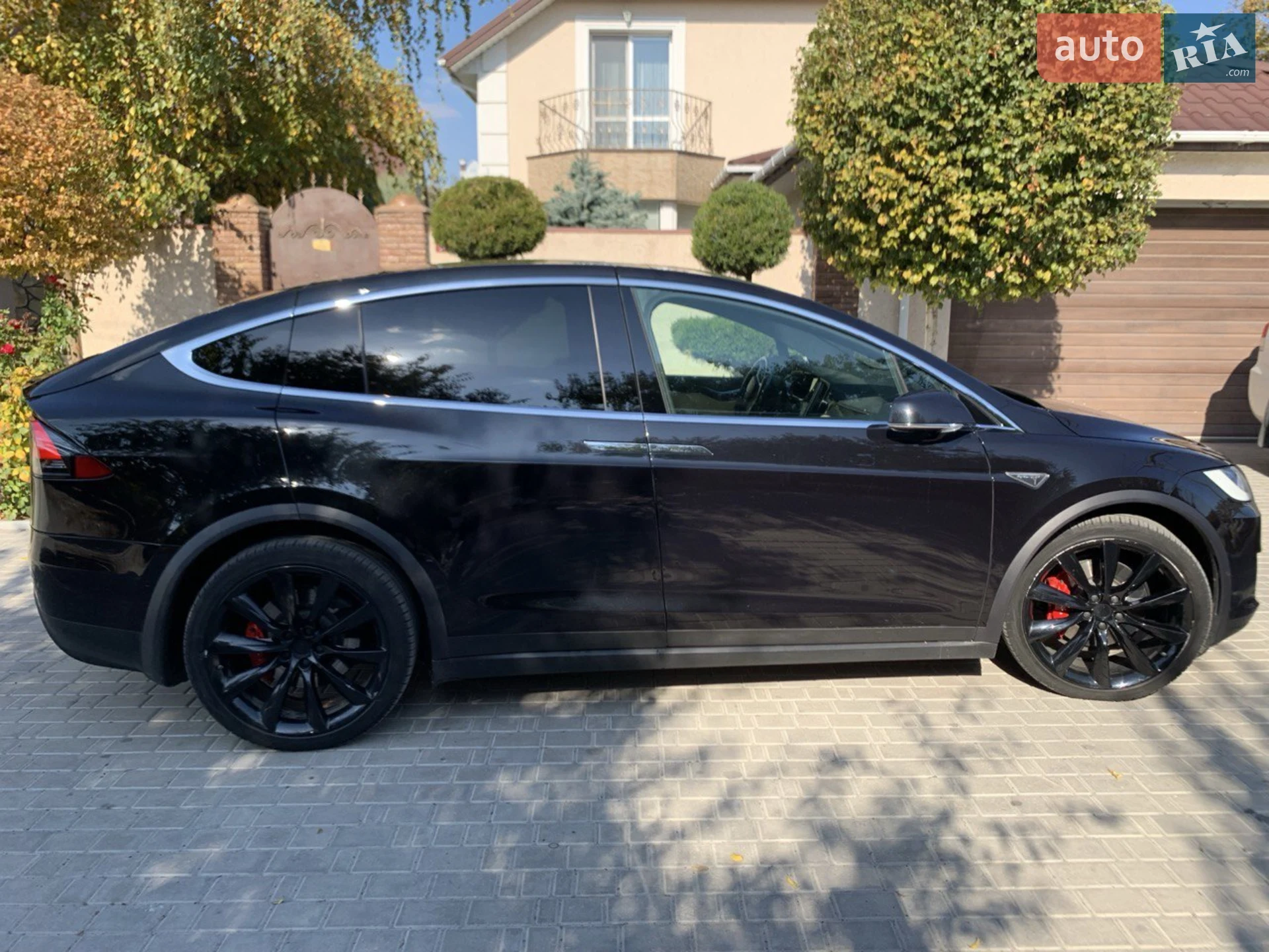 Tesla Model X 2015 — 1