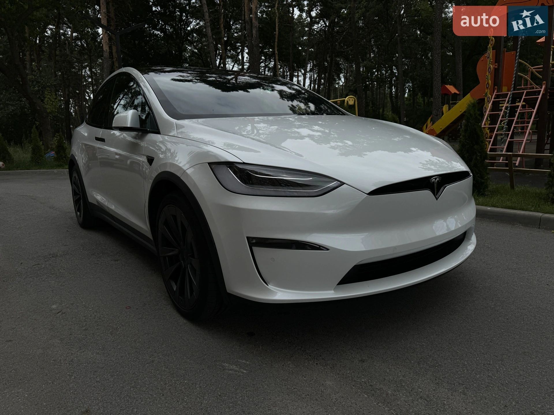 Tesla Model X, 2022