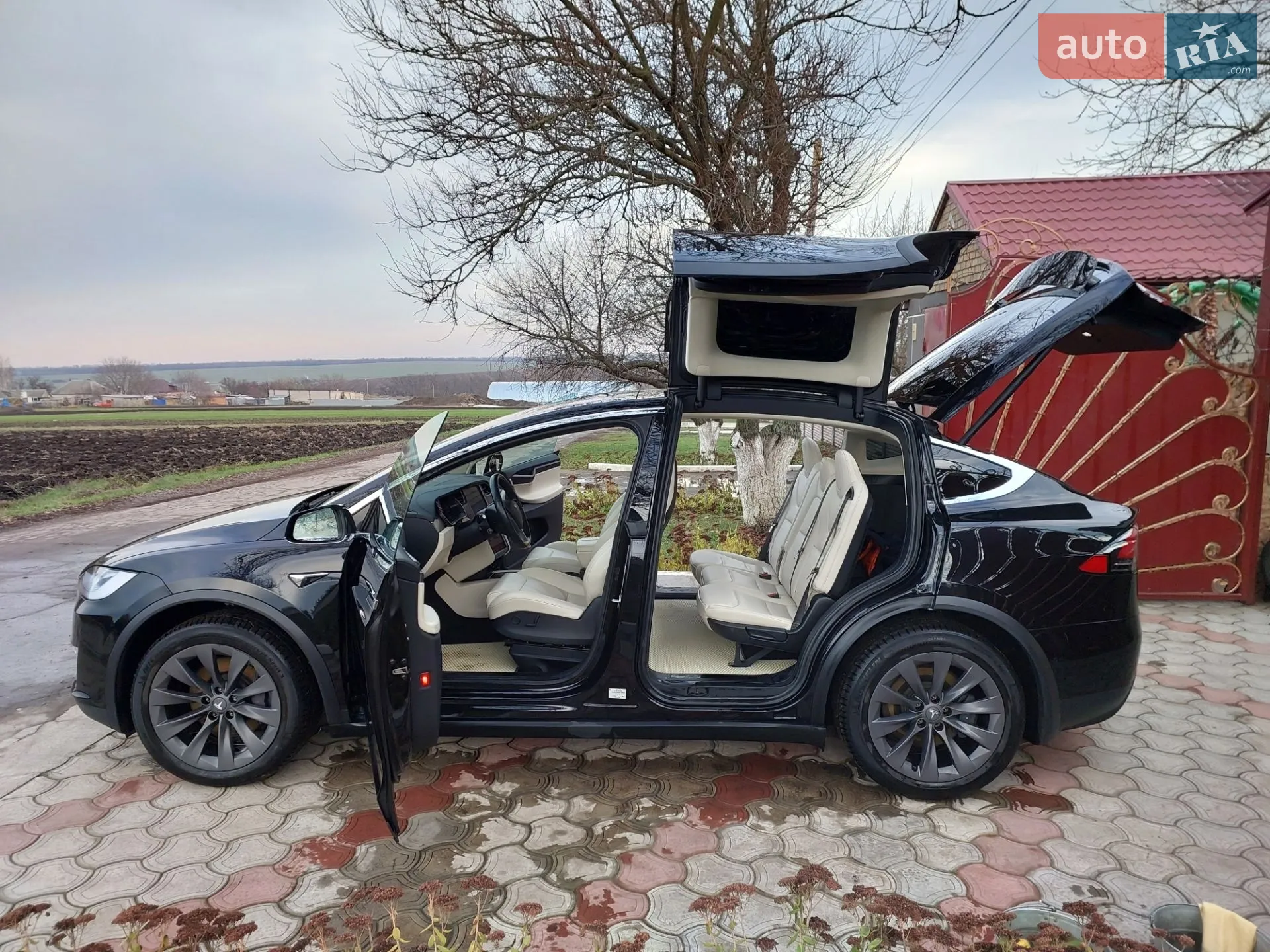 Tesla Model X, 2018