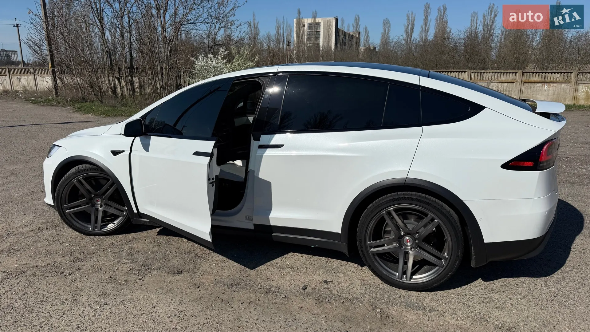 Tesla Model X, 2022