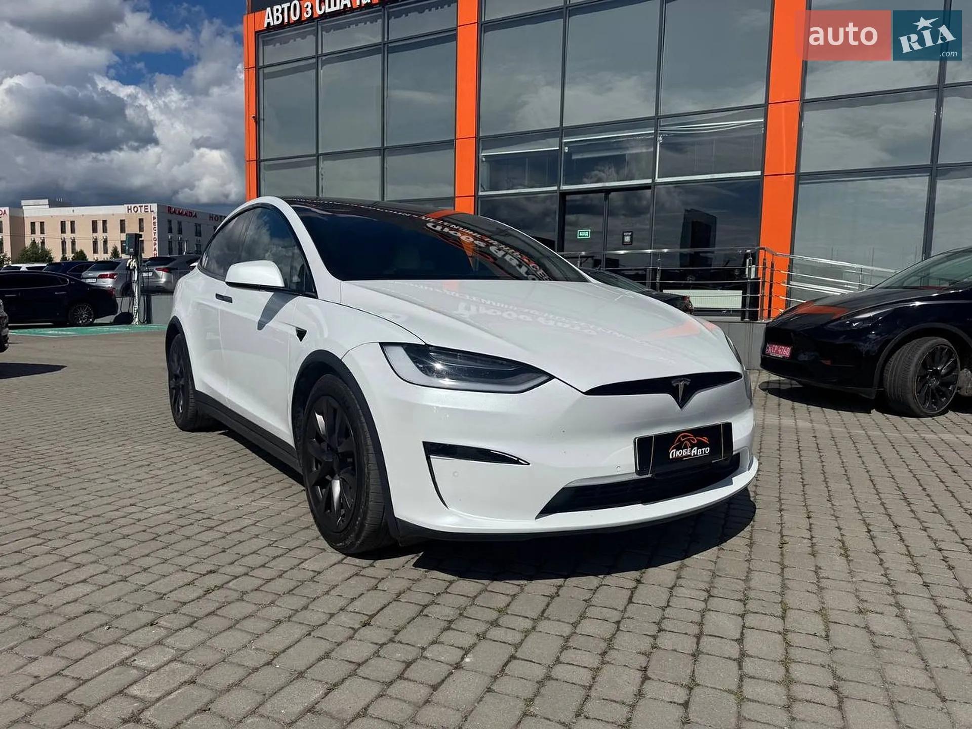 Tesla Model X, 2022
