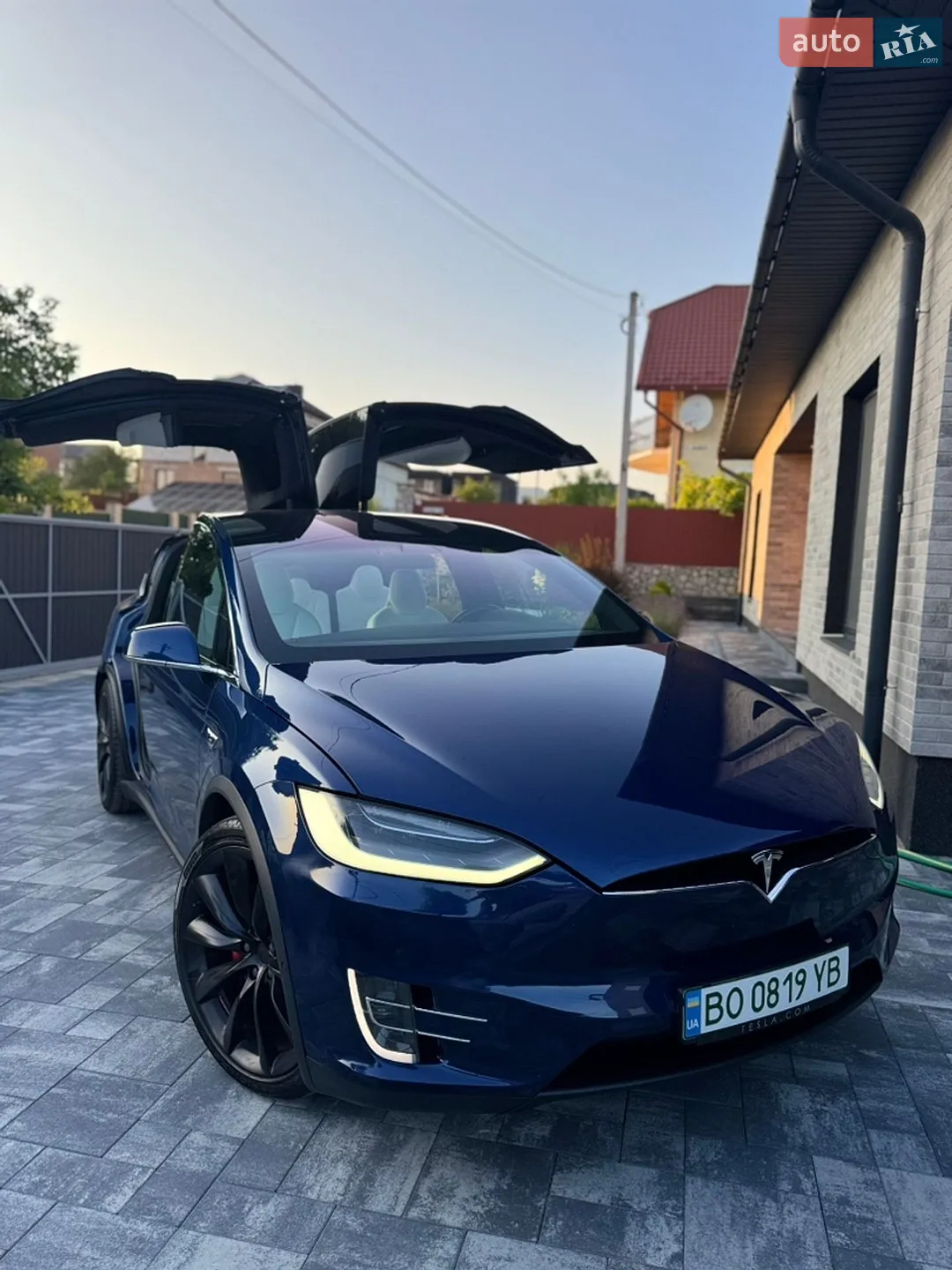 Tesla Model X, 2019