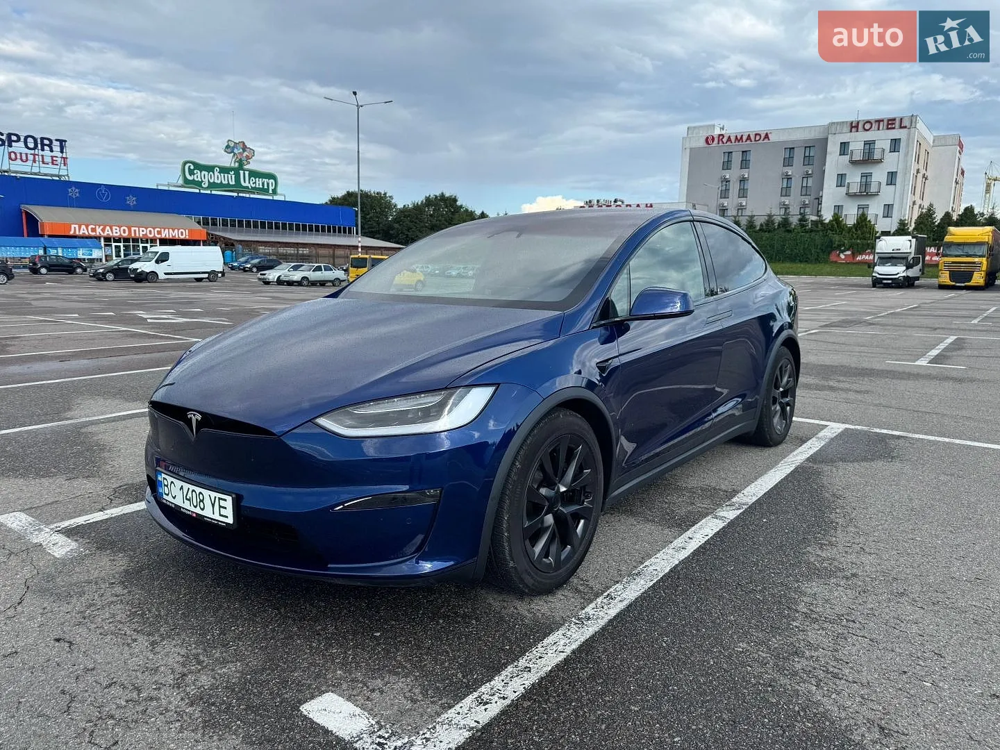Tesla Model X, 2022