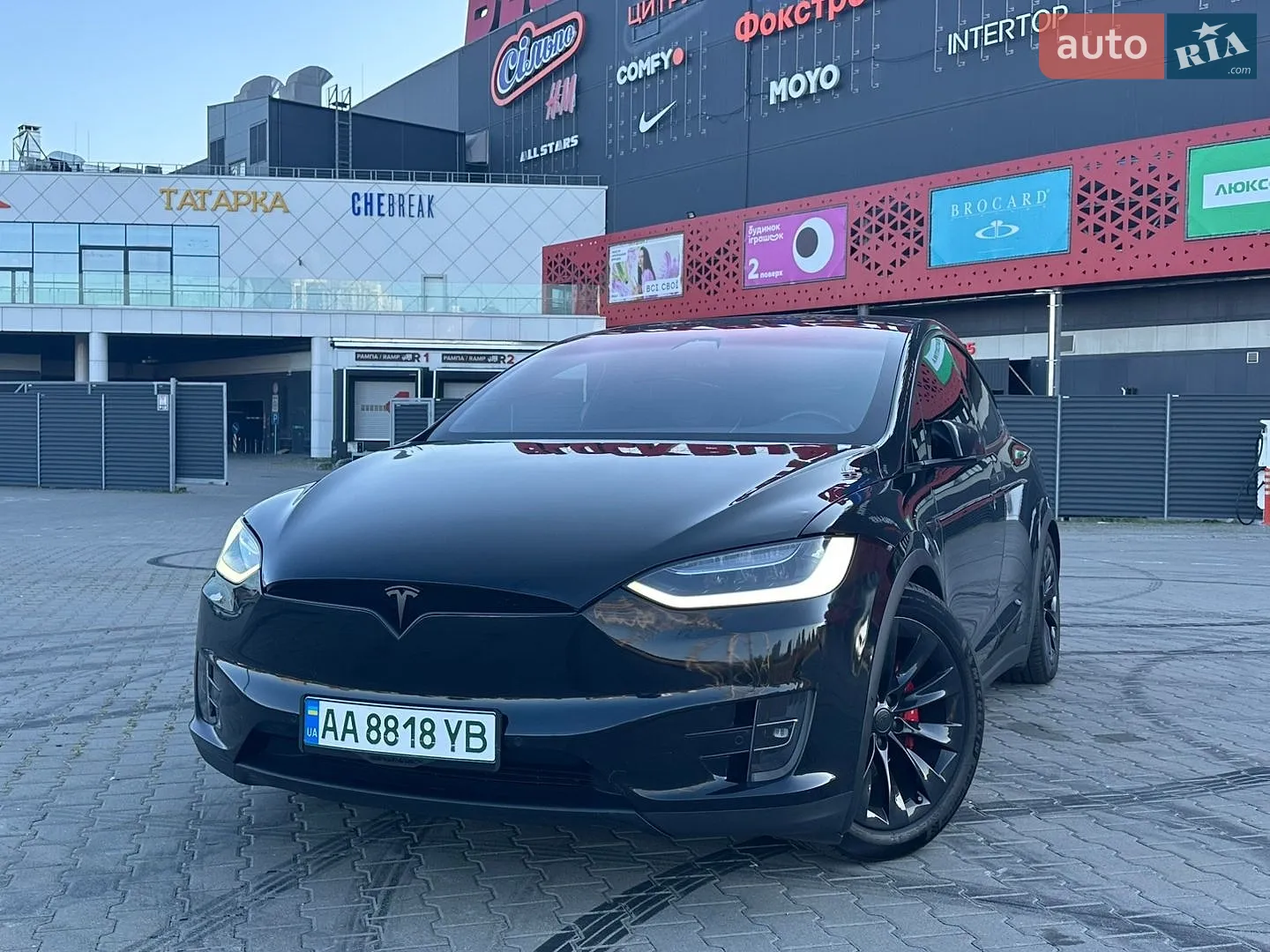 Tesla Model X, 2019