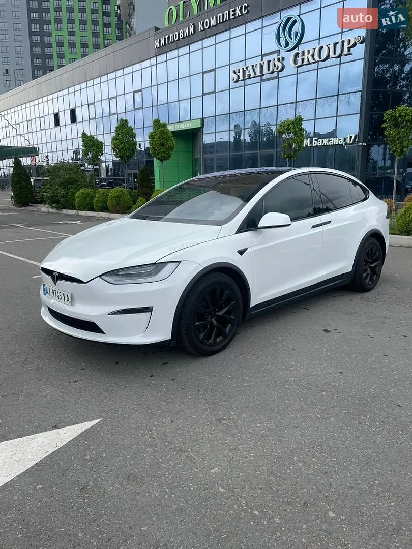 Tesla Model X, 2021
