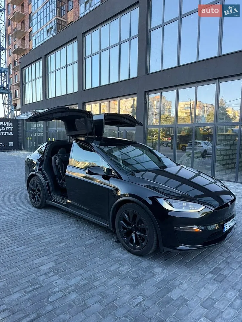 Tesla Model X, 2023