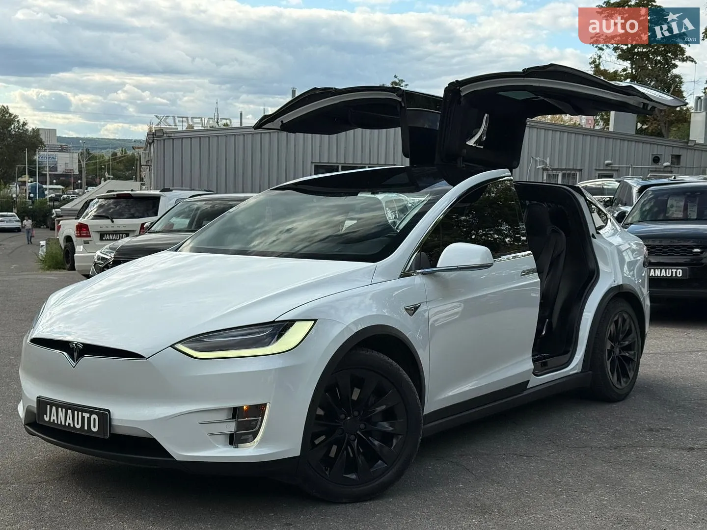 Tesla Model X, 2018