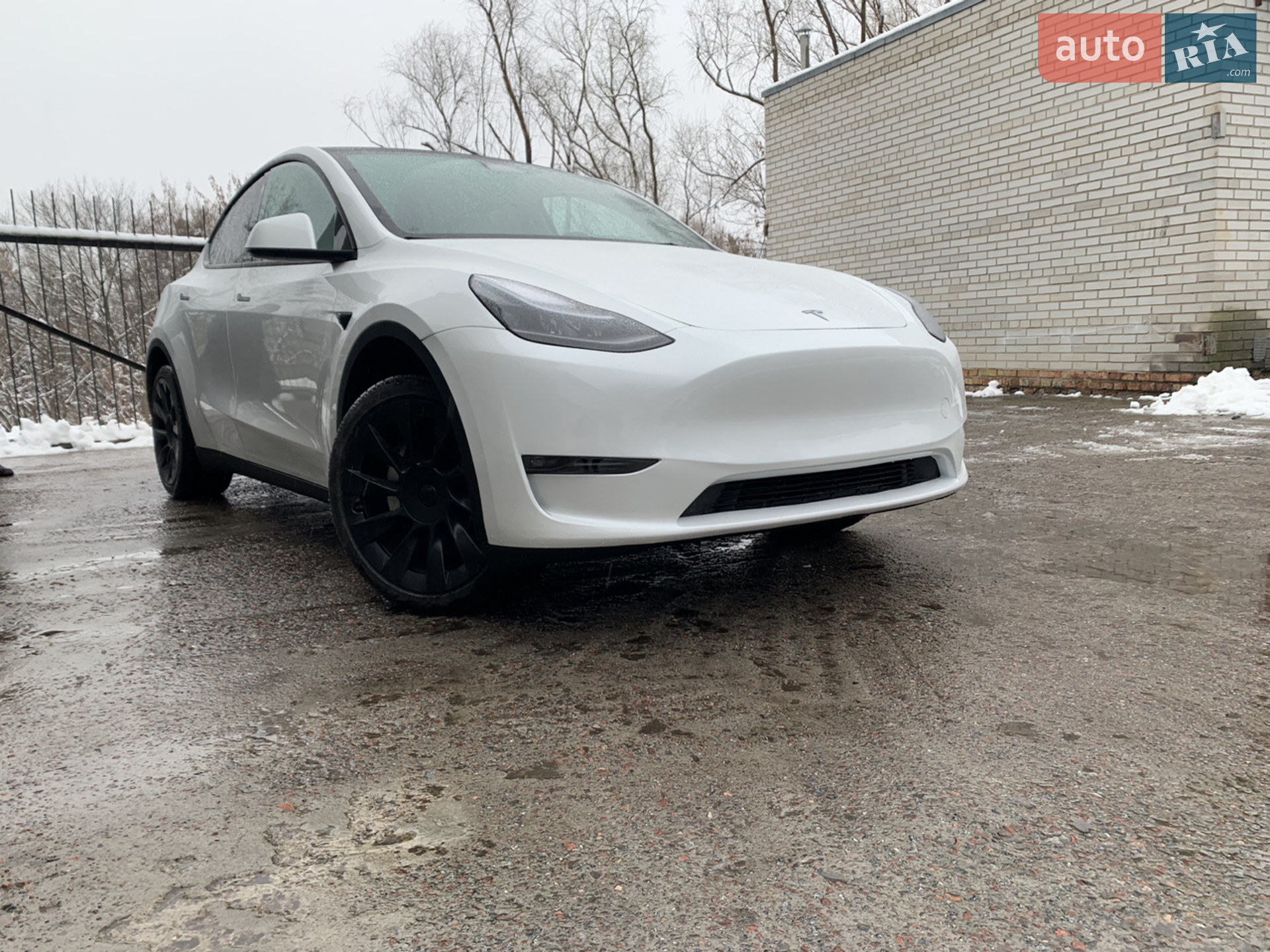 Tesla Model Y, 2022