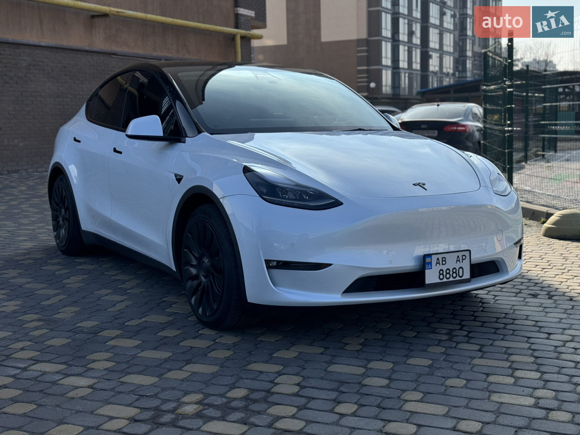 Tesla Model Y, 2021
