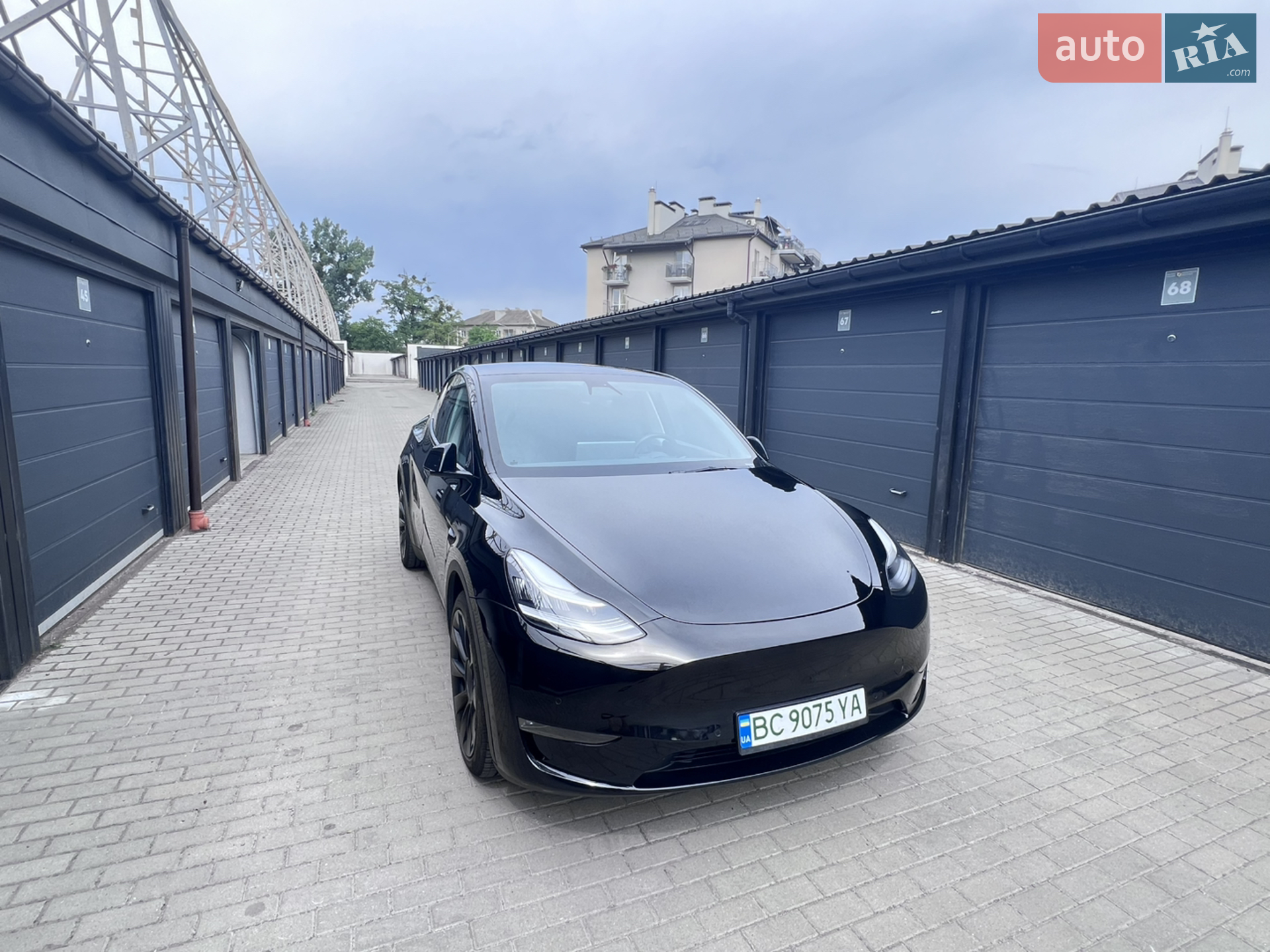 Tesla Model Y, 2022