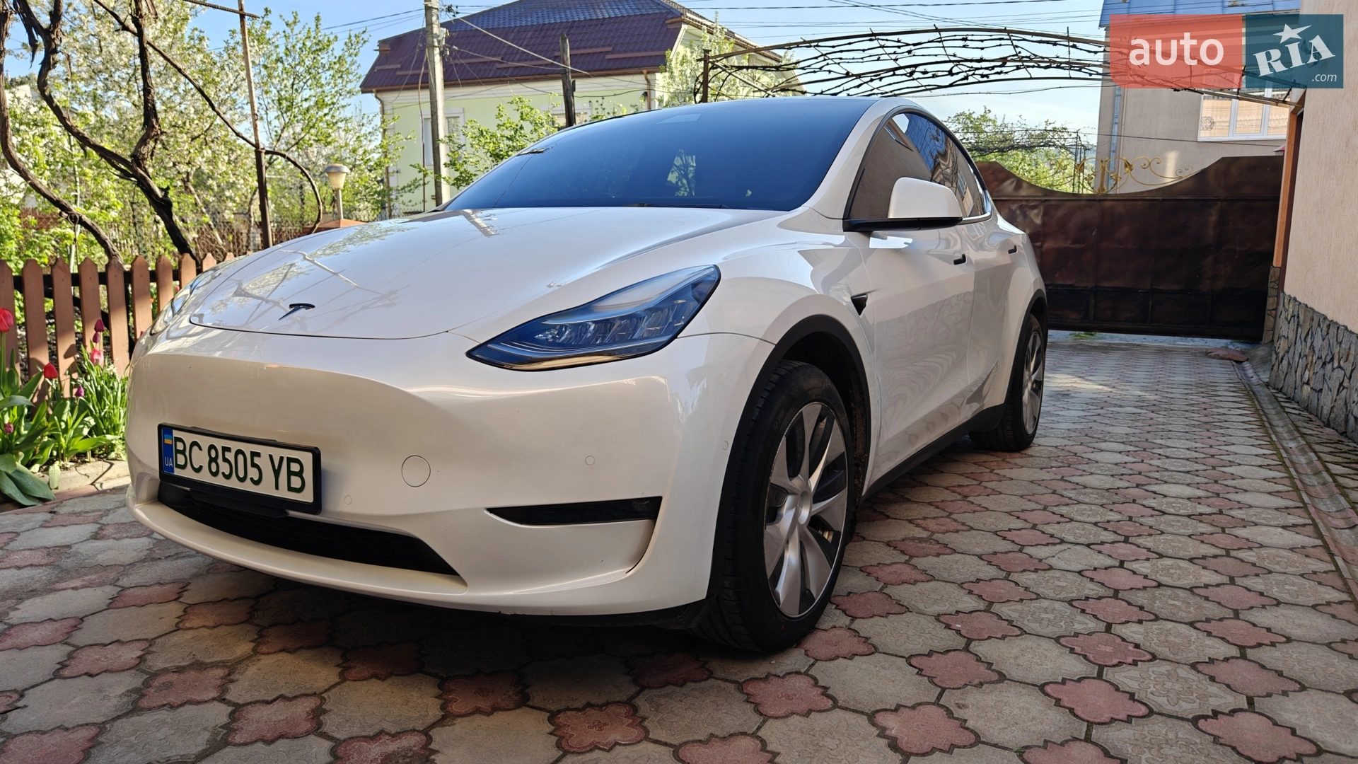 Tesla Model Y, 2021