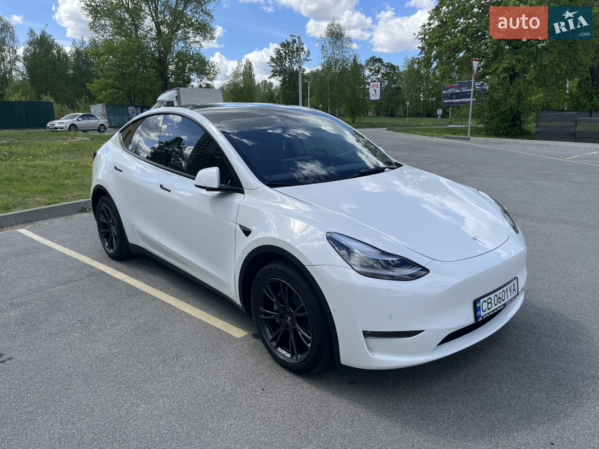 Tesla Model Y, 2021