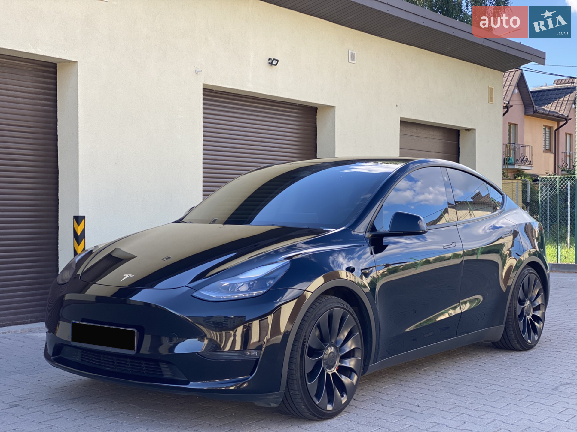 Tesla Model Y, 2022