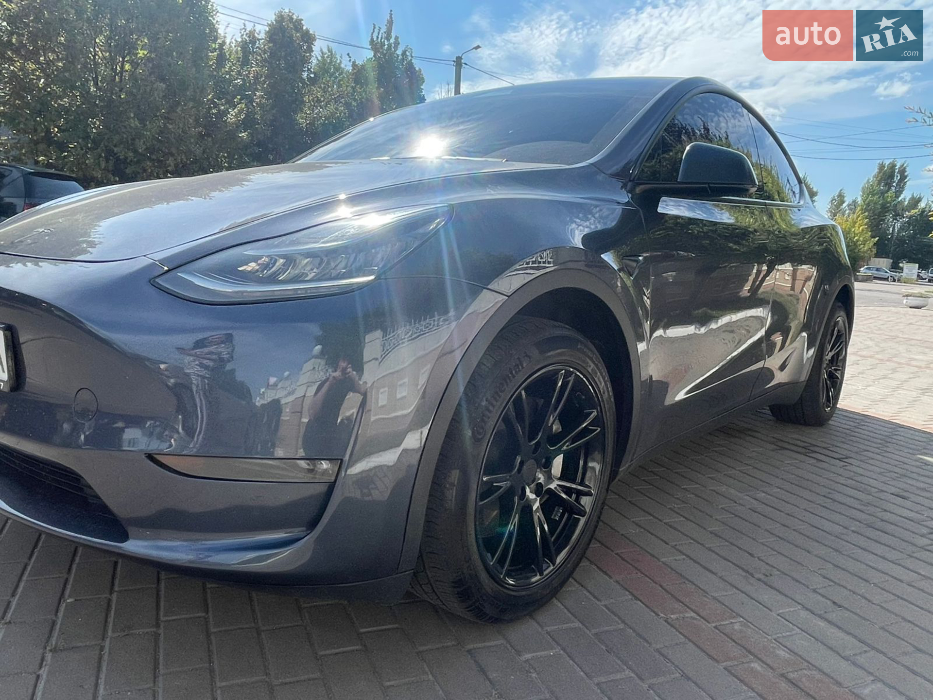 Tesla Model Y, 2023