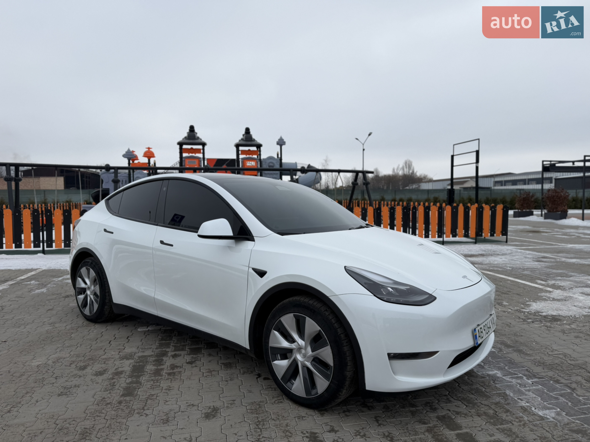 Tesla Model Y, 2022