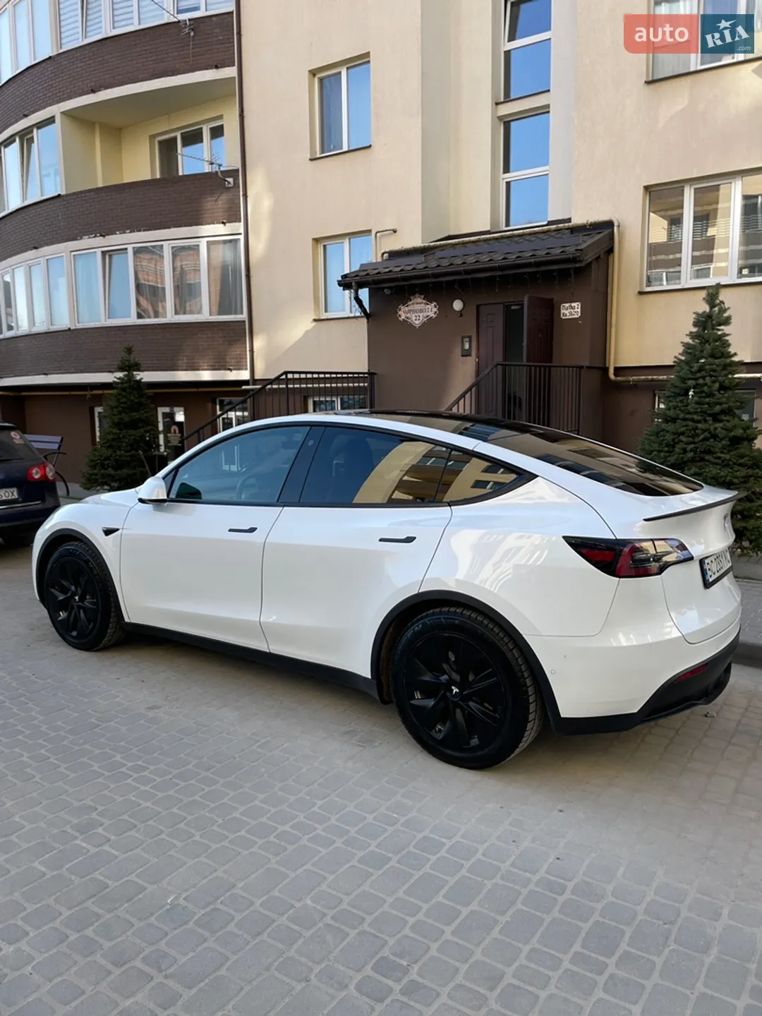 Tesla Model Y, 2021