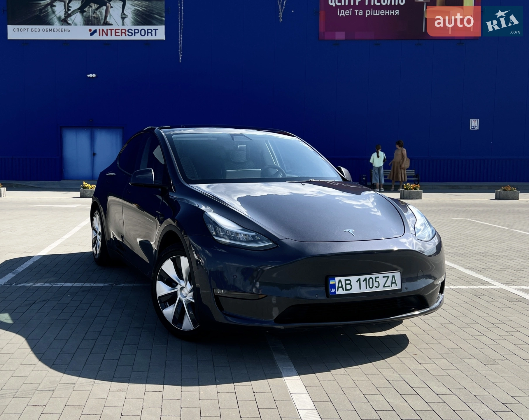 Tesla Model Y, 2021