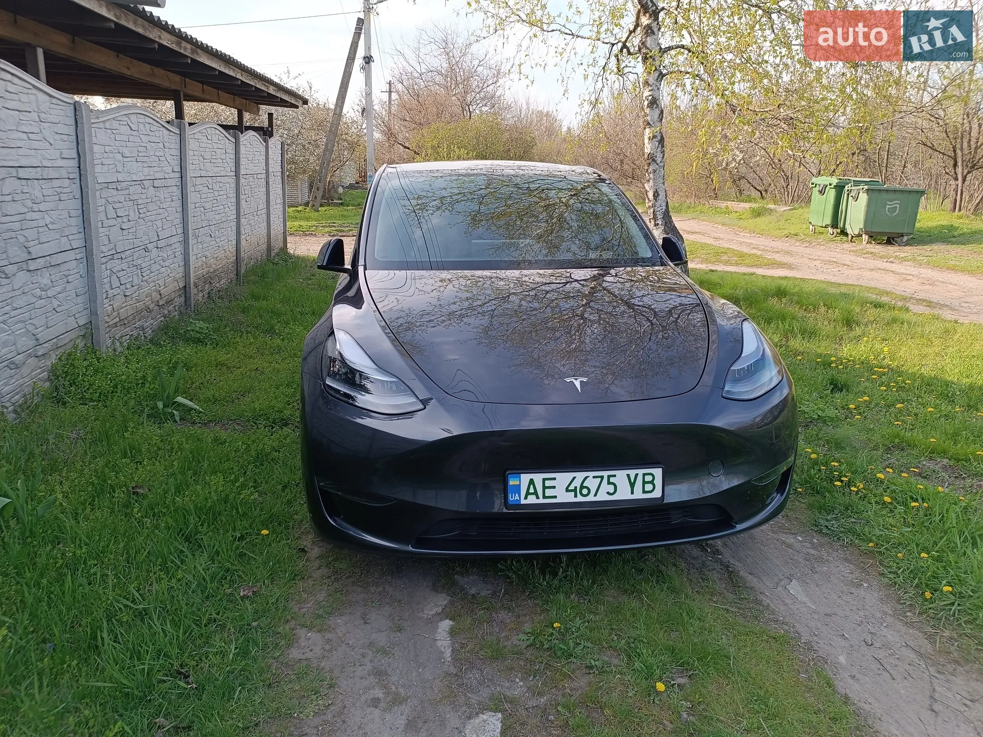 Tesla Model Y, 2025