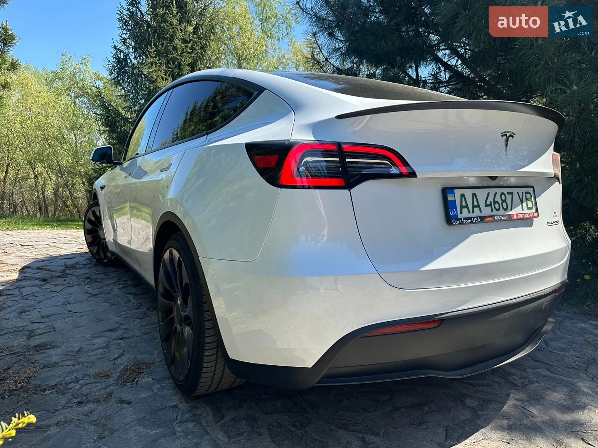 Tesla Model Y, 2023
