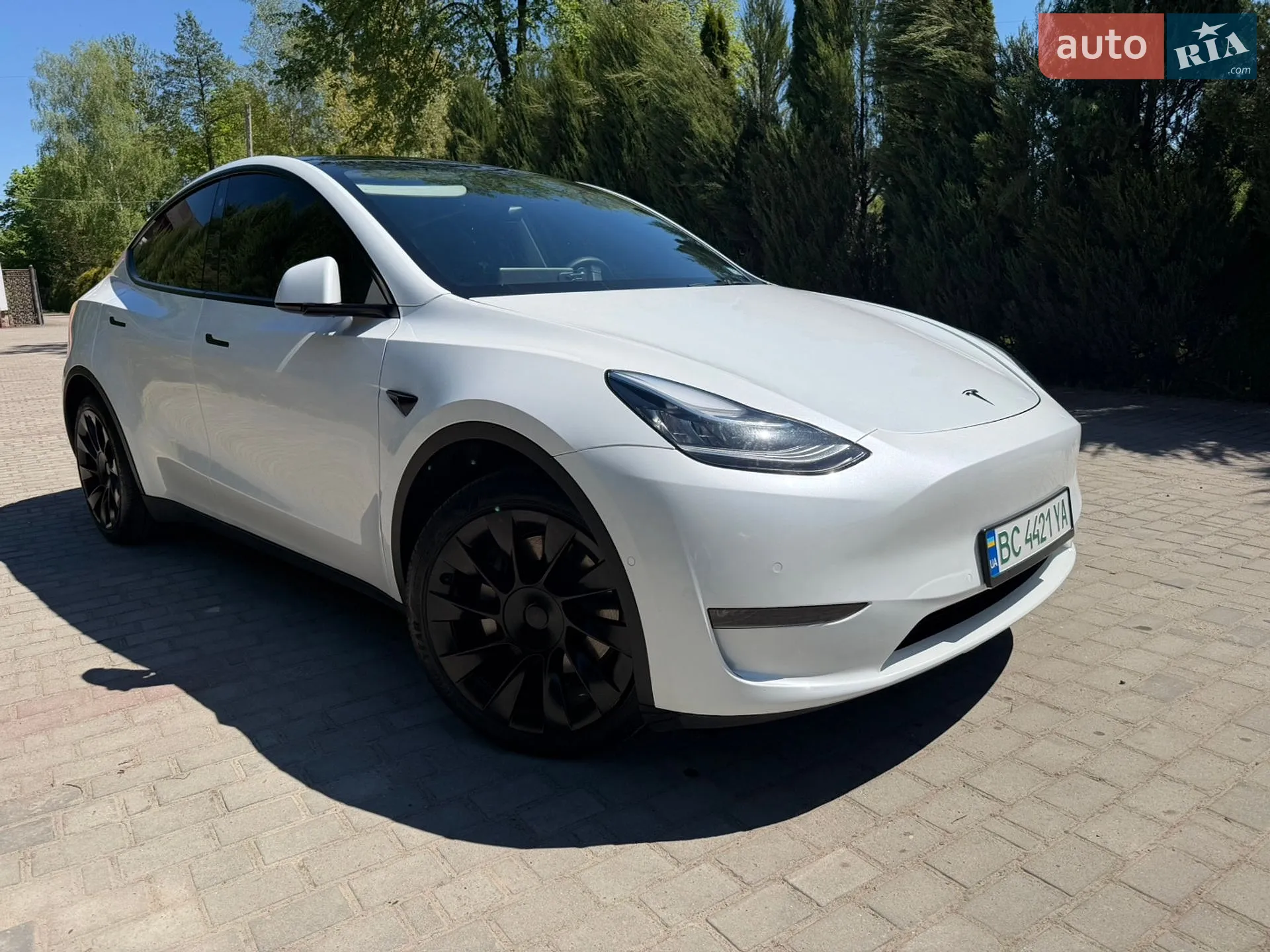 Tesla Model Y, 2022