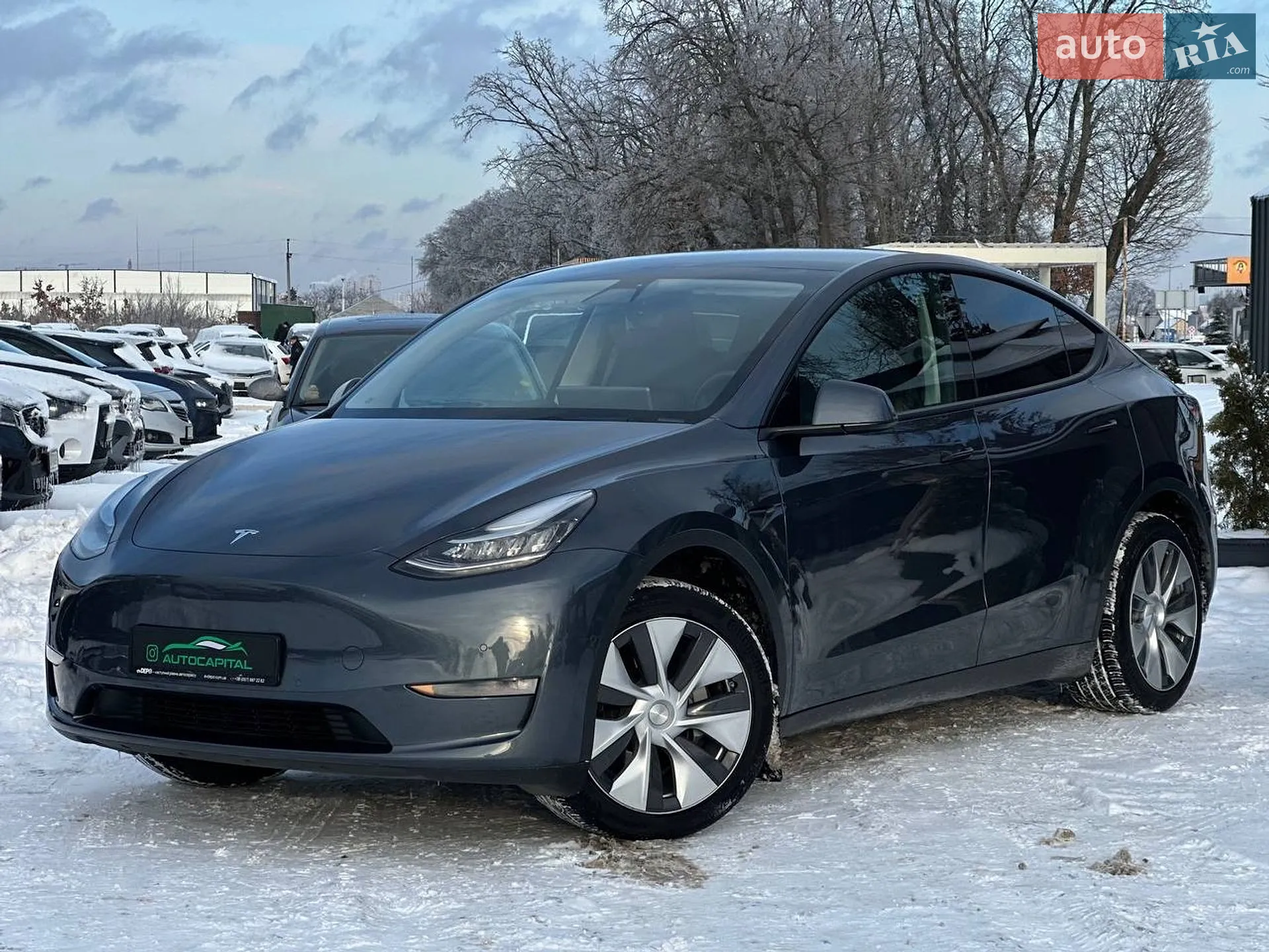Tesla Model Y, 2022