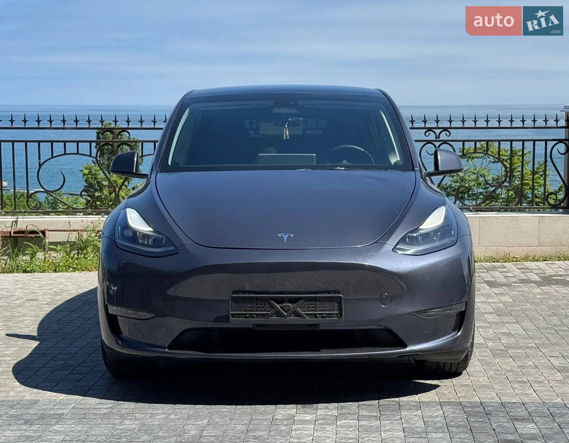 Tesla Model Y, 2023