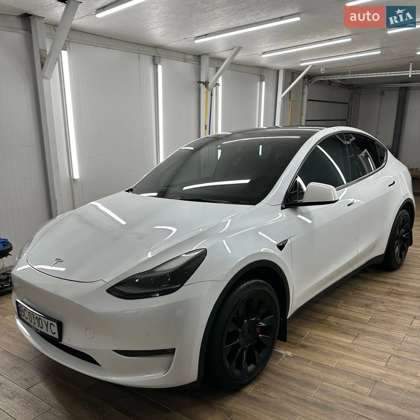 Tesla Model Y, 2021