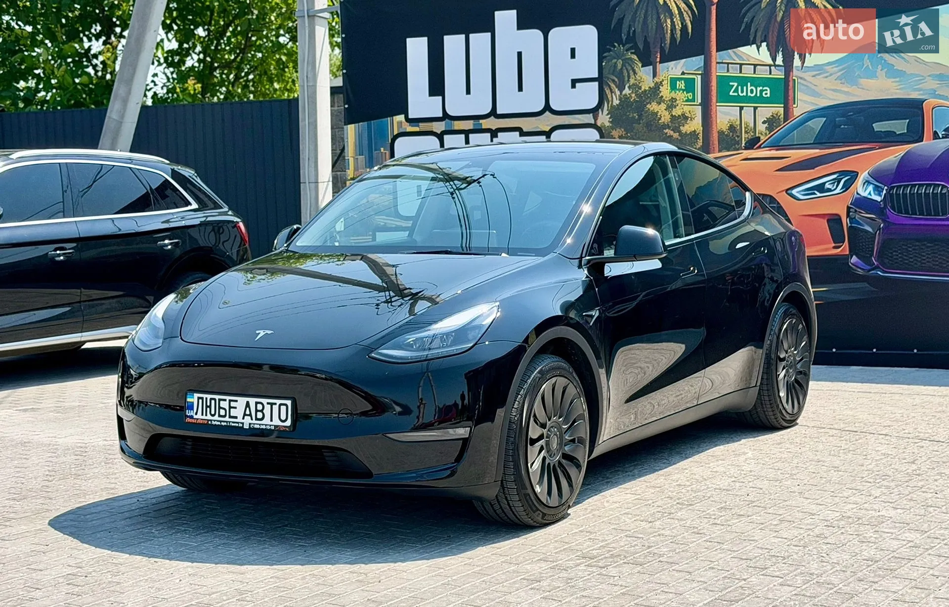 Tesla Model Y, 2024