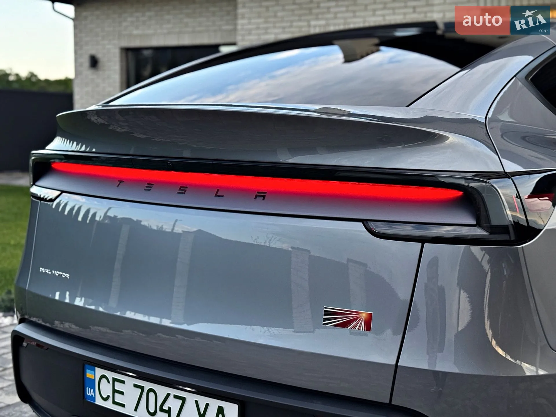 Tesla Model Y, 2025