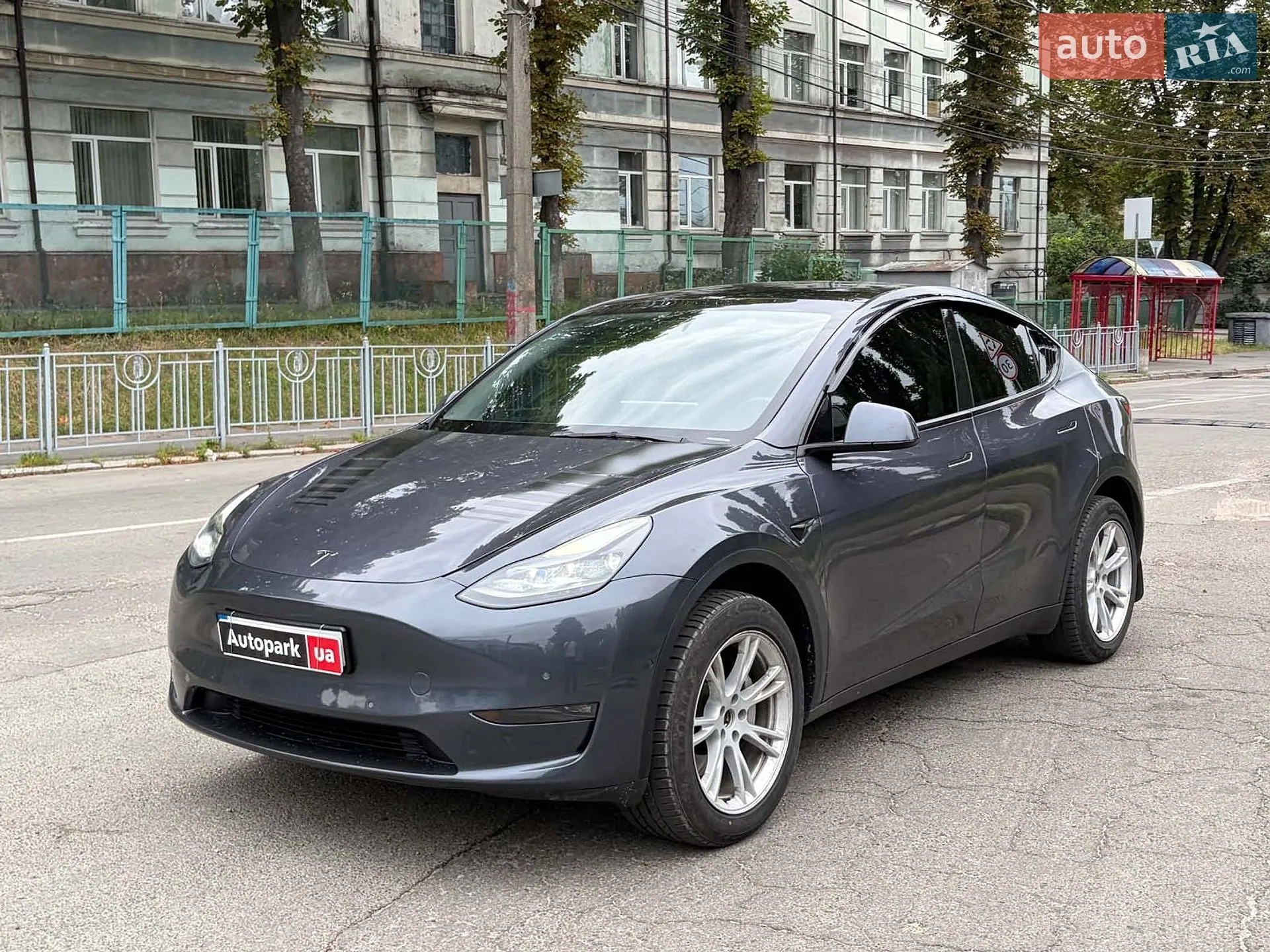 Tesla Model Y, 2021
