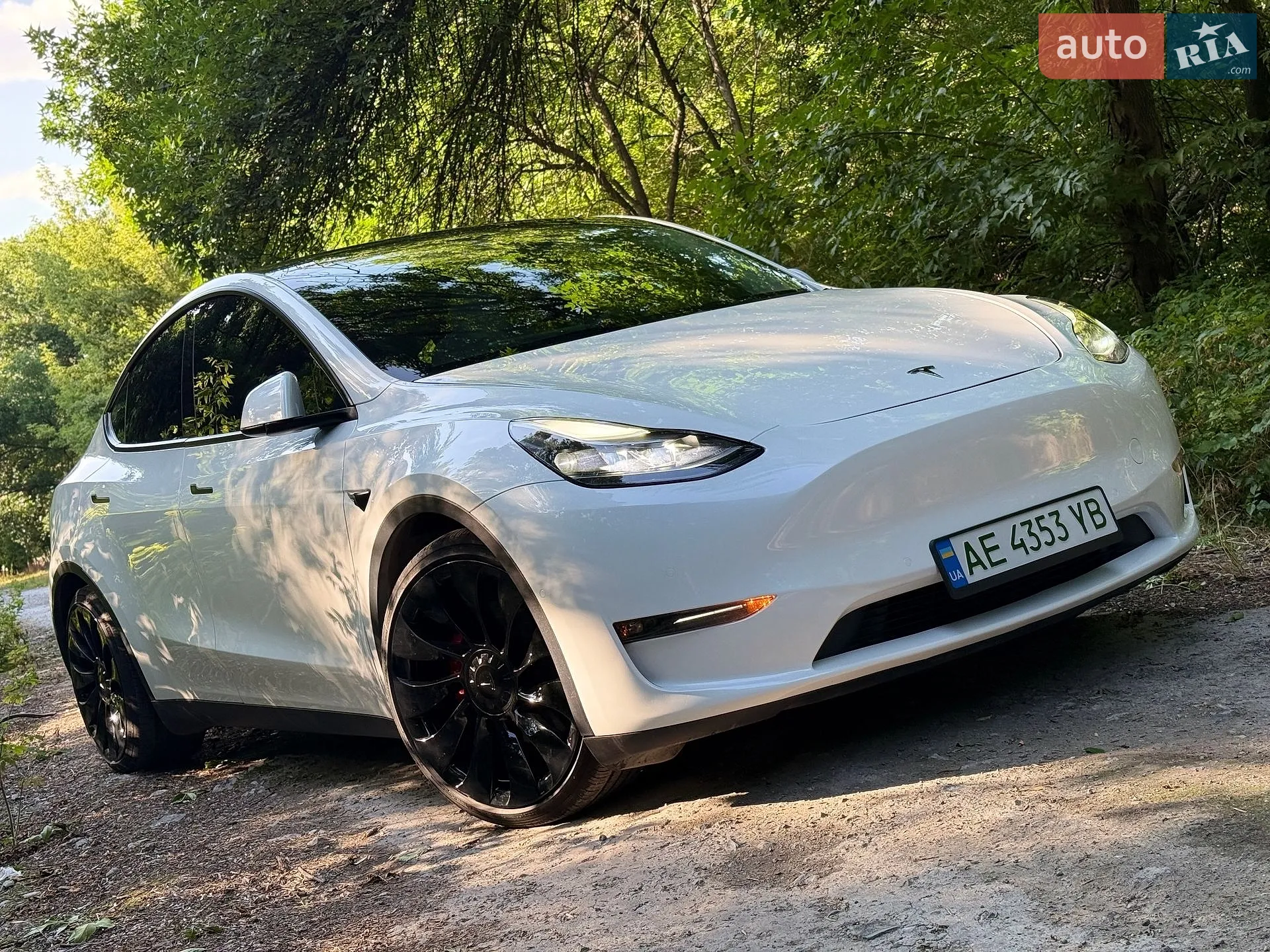 Tesla Model Y, 2021