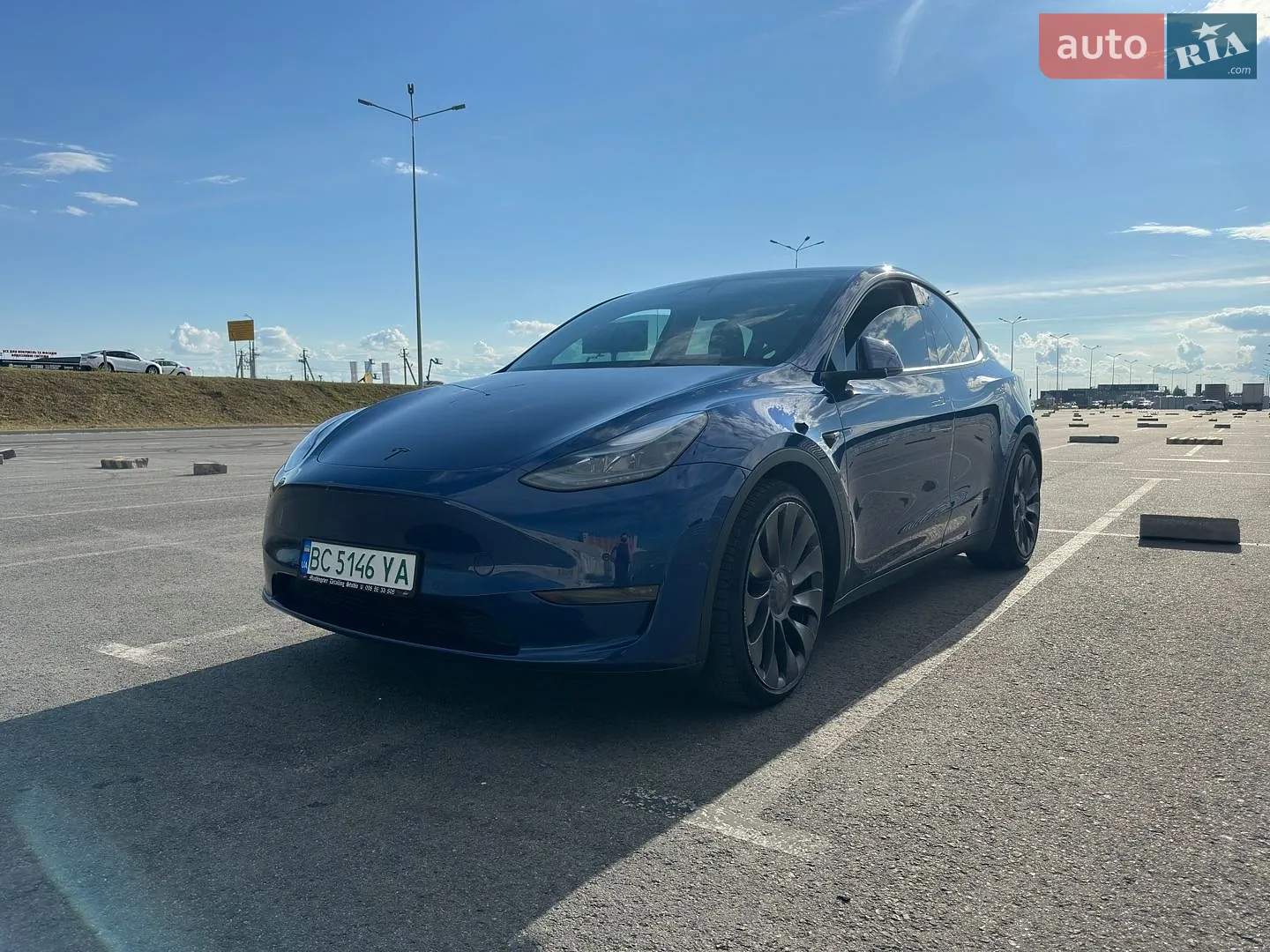 Tesla Model Y, 2021
