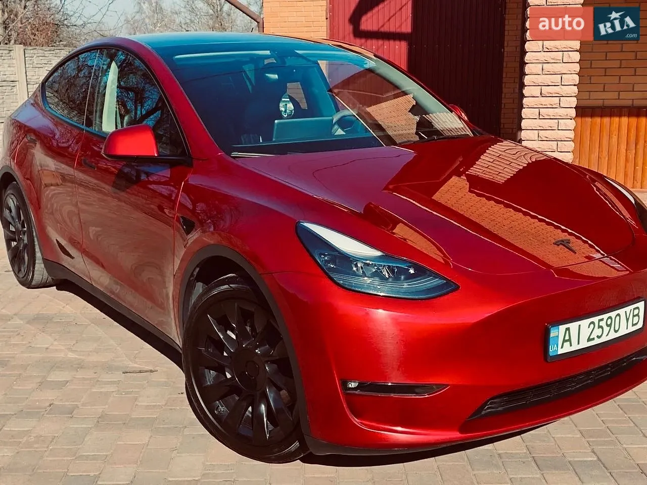 Tesla Model Y, 2024