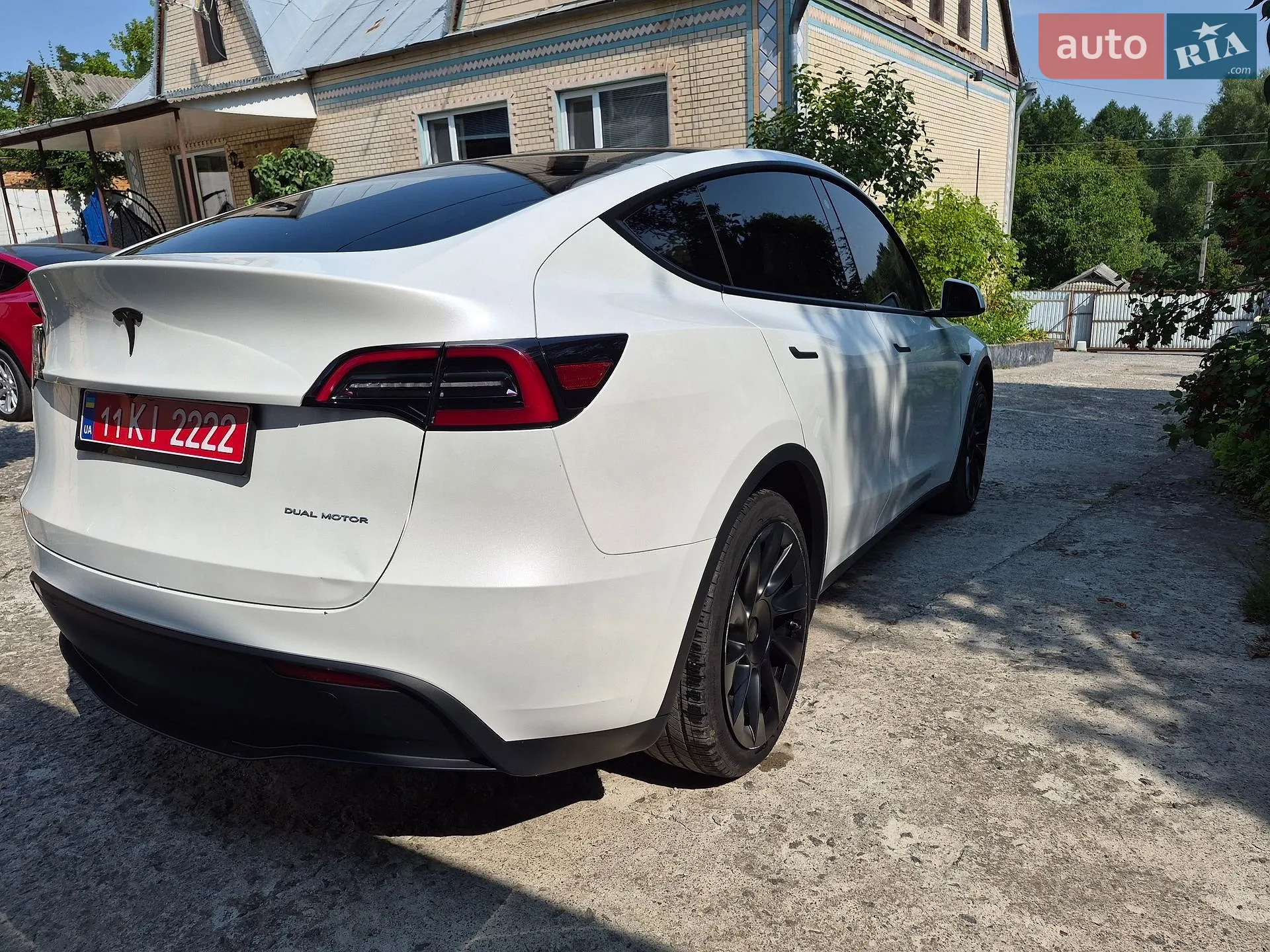 Tesla Model Y, 2023