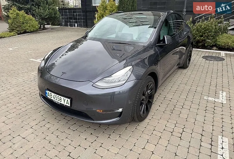 Tesla Model Y, 2021