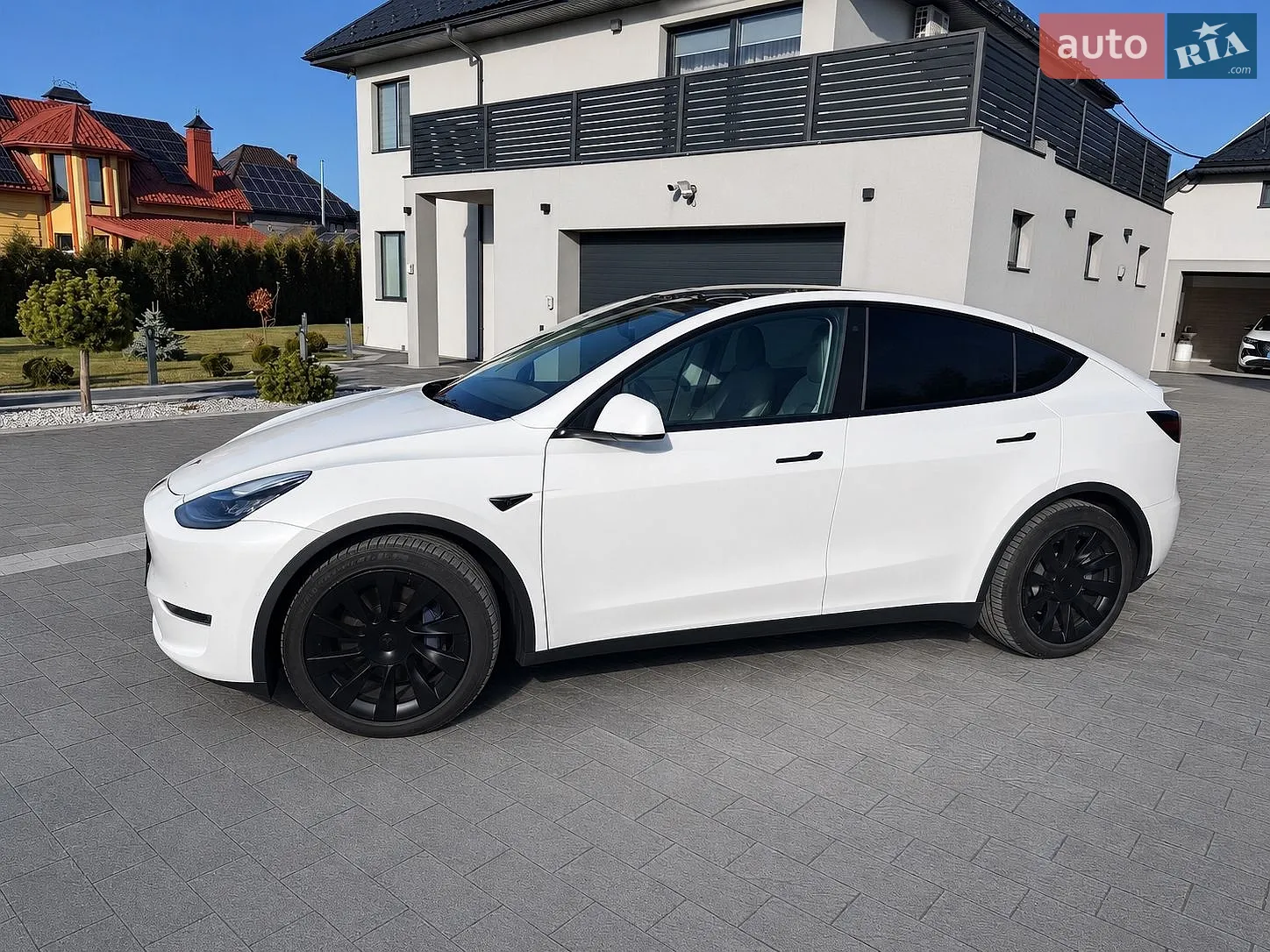 Tesla Model Y, 2021