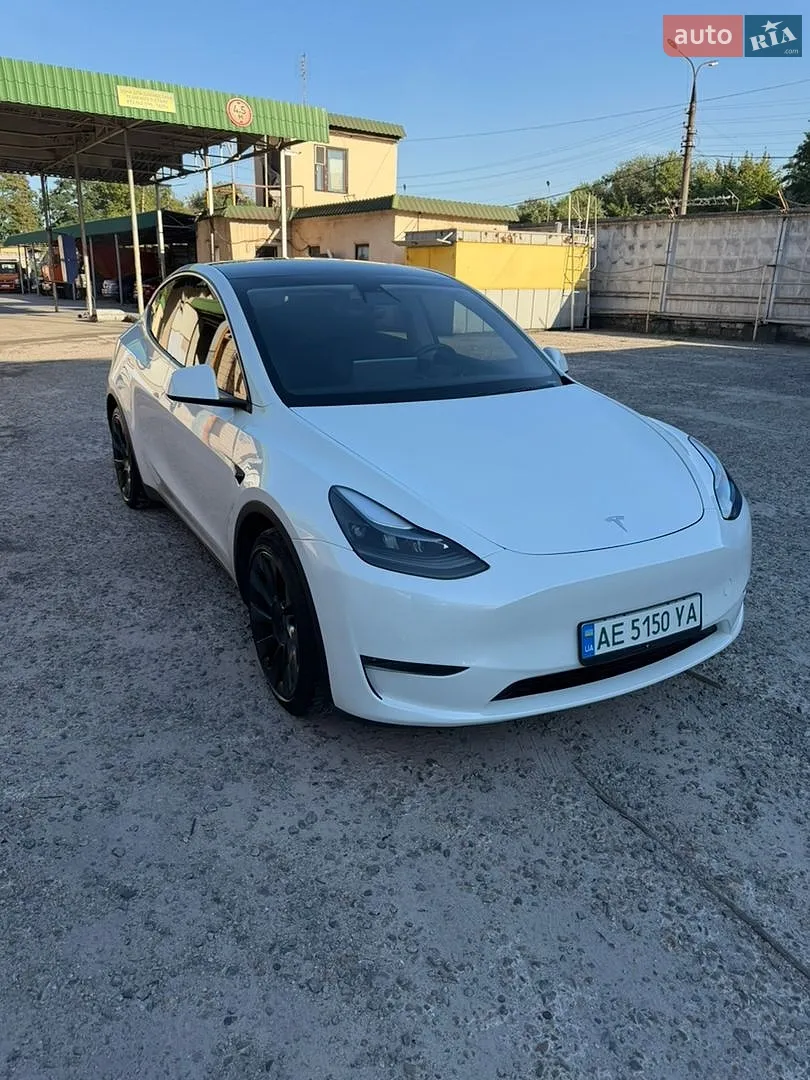 Tesla Model Y, 2020