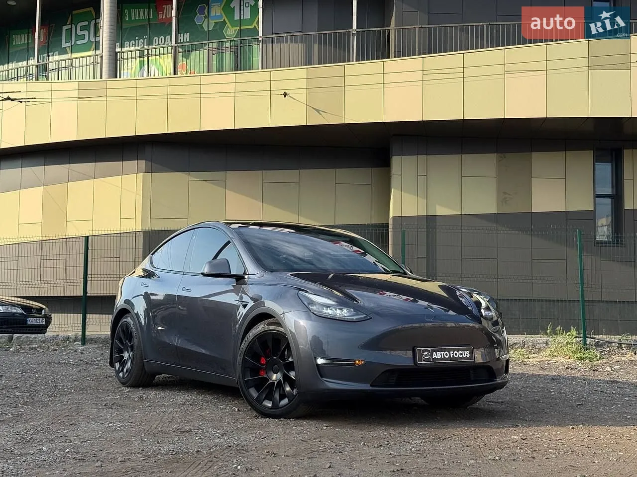 Tesla Model Y, 2022
