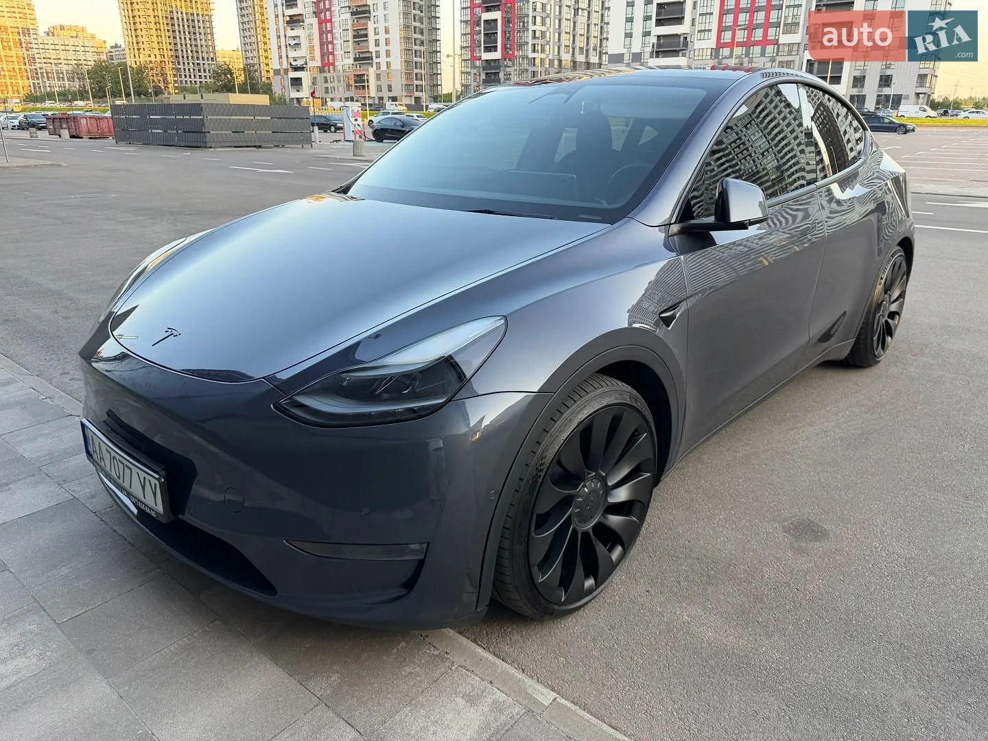 Tesla Model Y, 2022