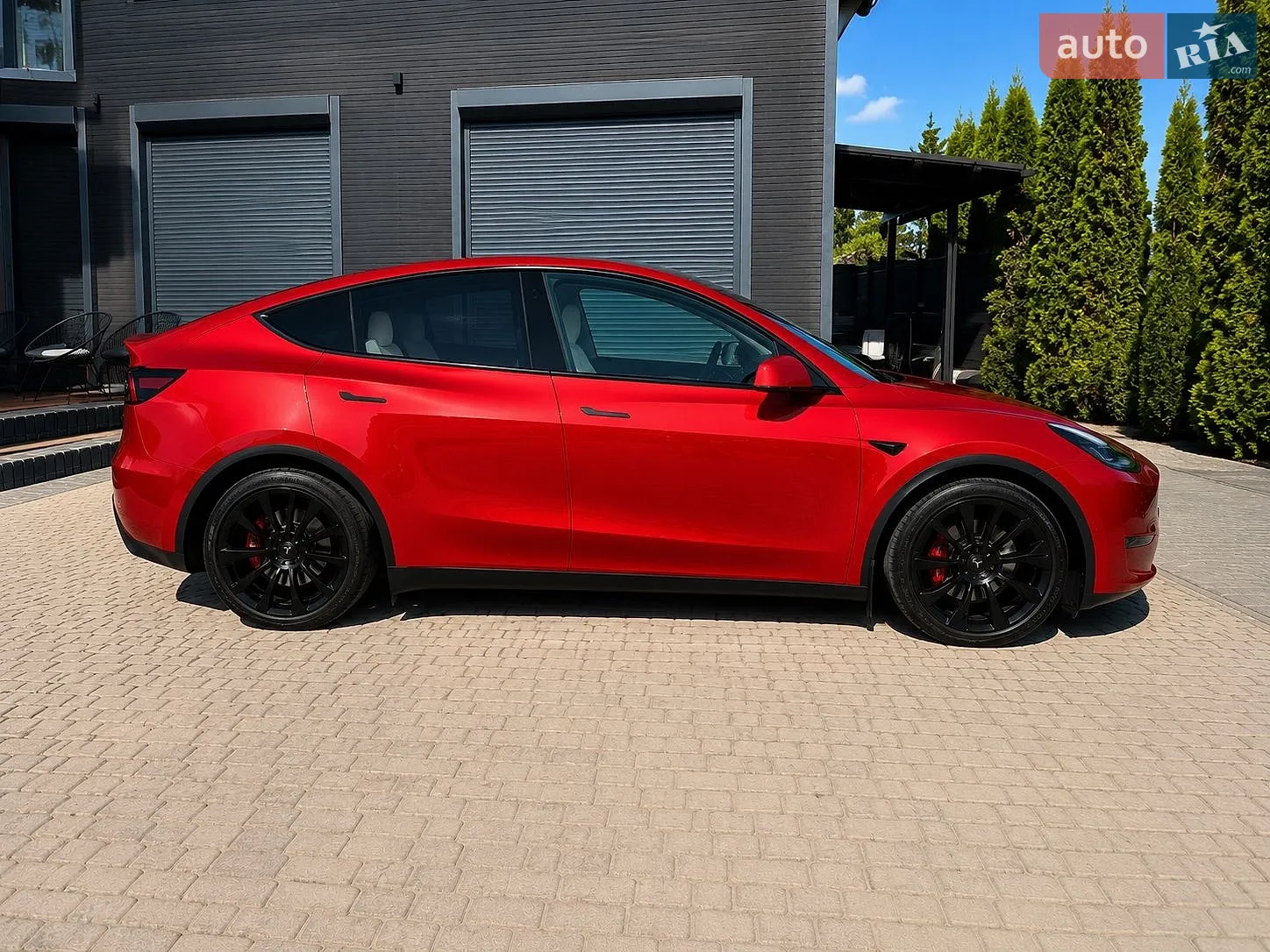 Tesla Model Y, 2022