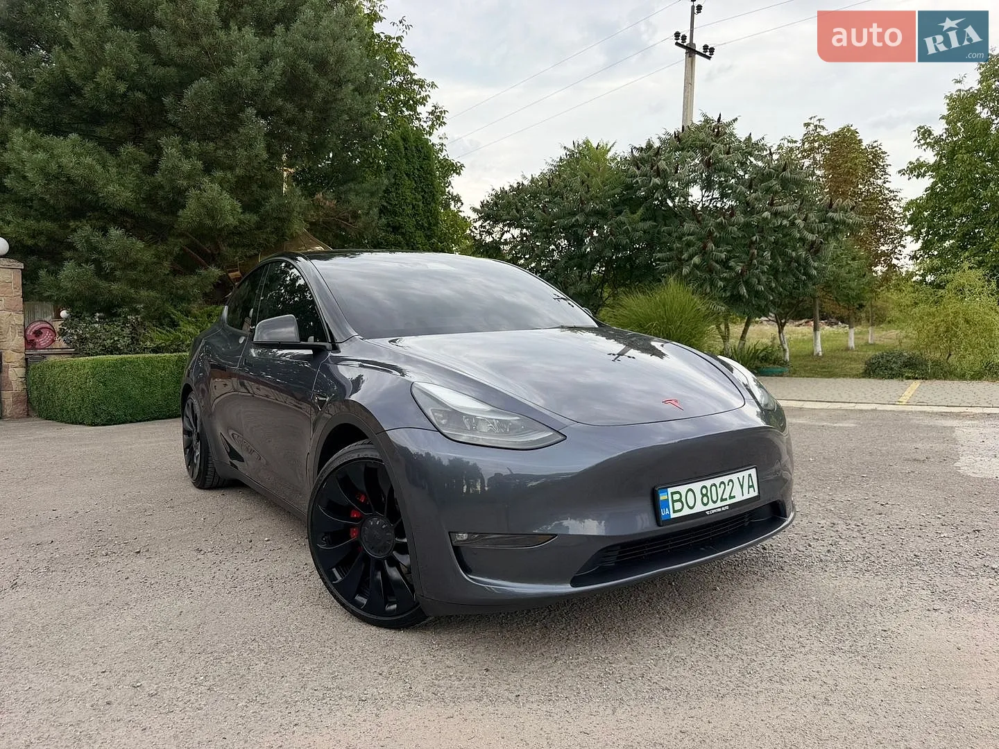 Tesla Model Y, 2022