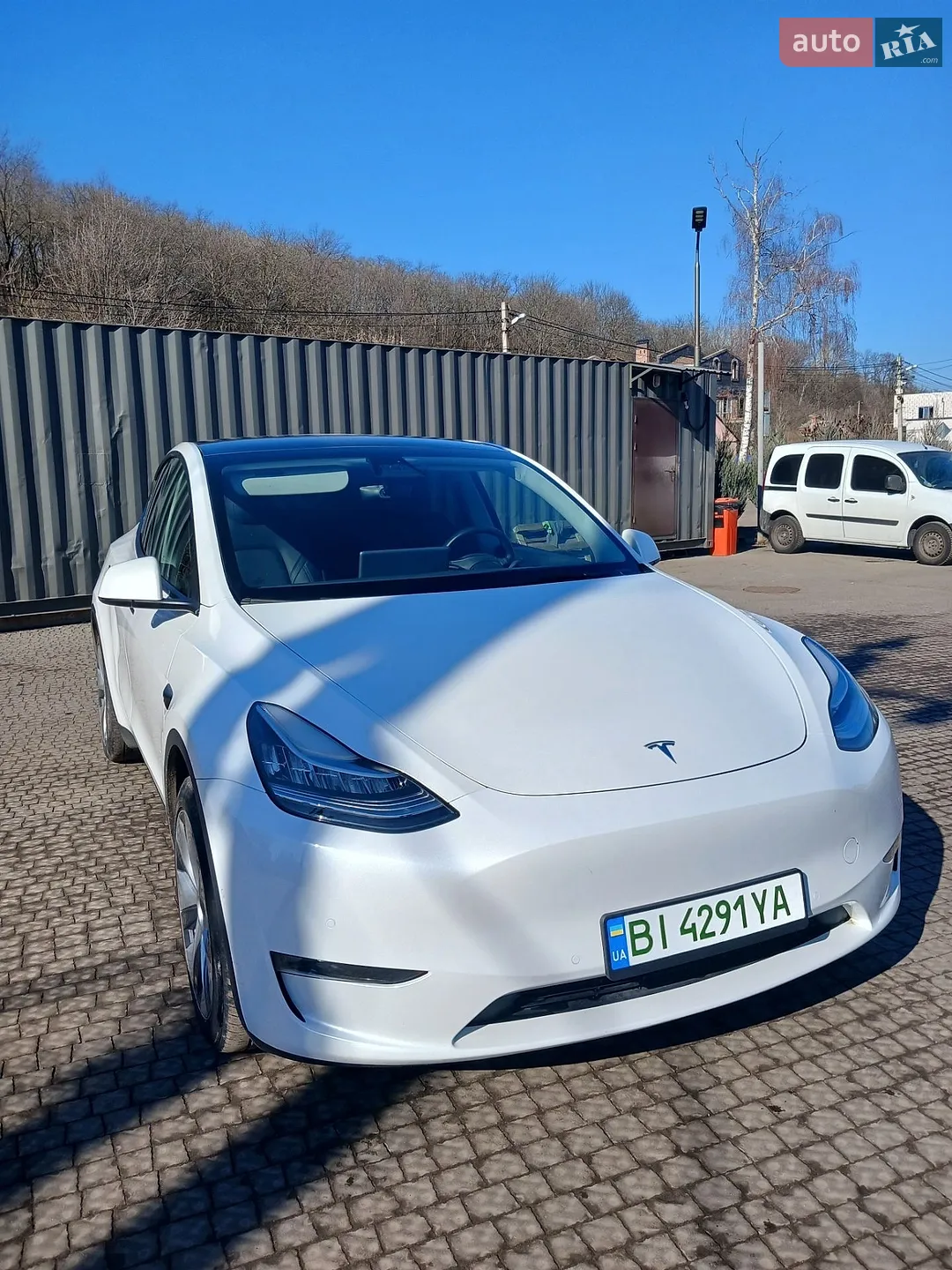 Tesla Model Y, 2022