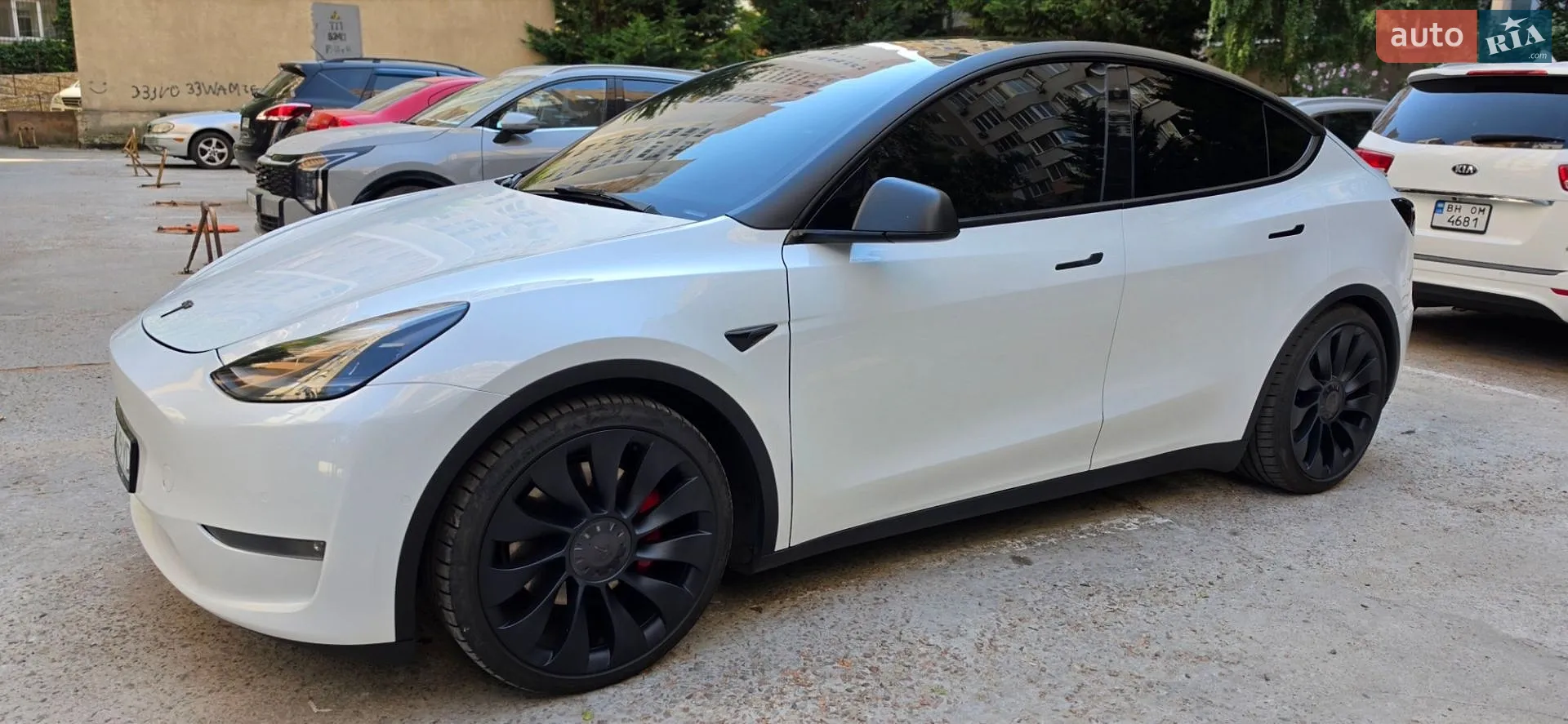 Tesla Model Y, 2022