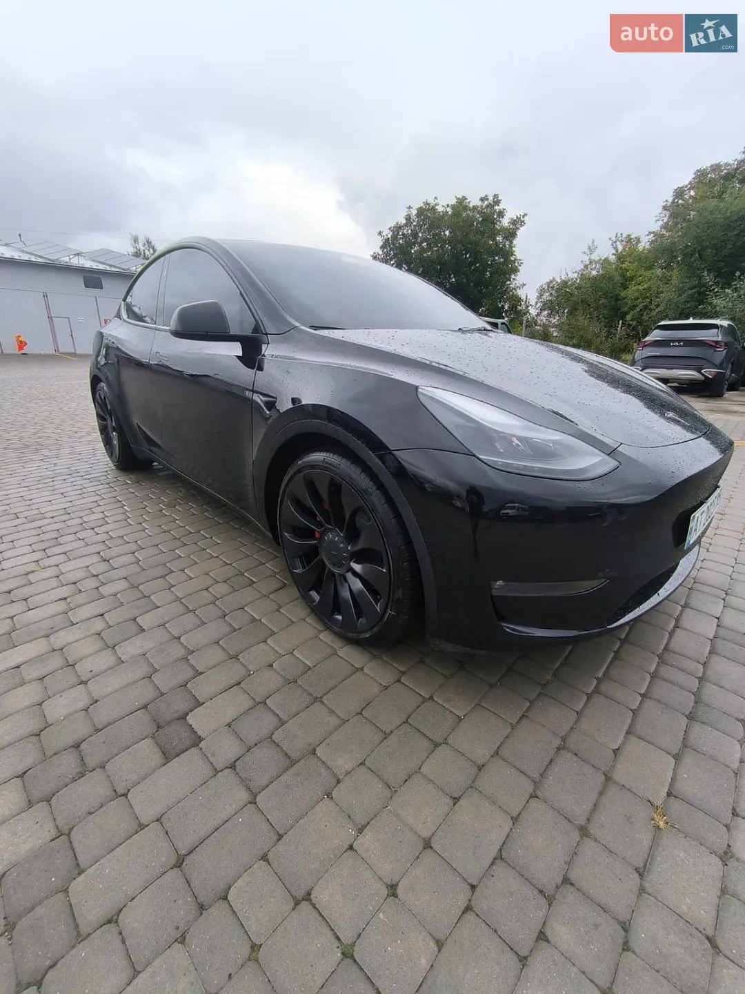 Tesla Model Y, 2023
