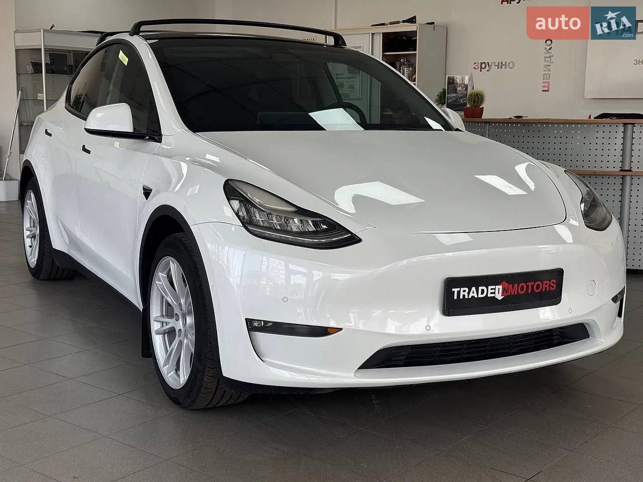 Tesla Model Y, 2022