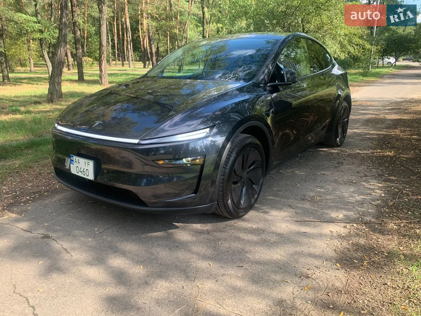 Tesla Model Y, 2025