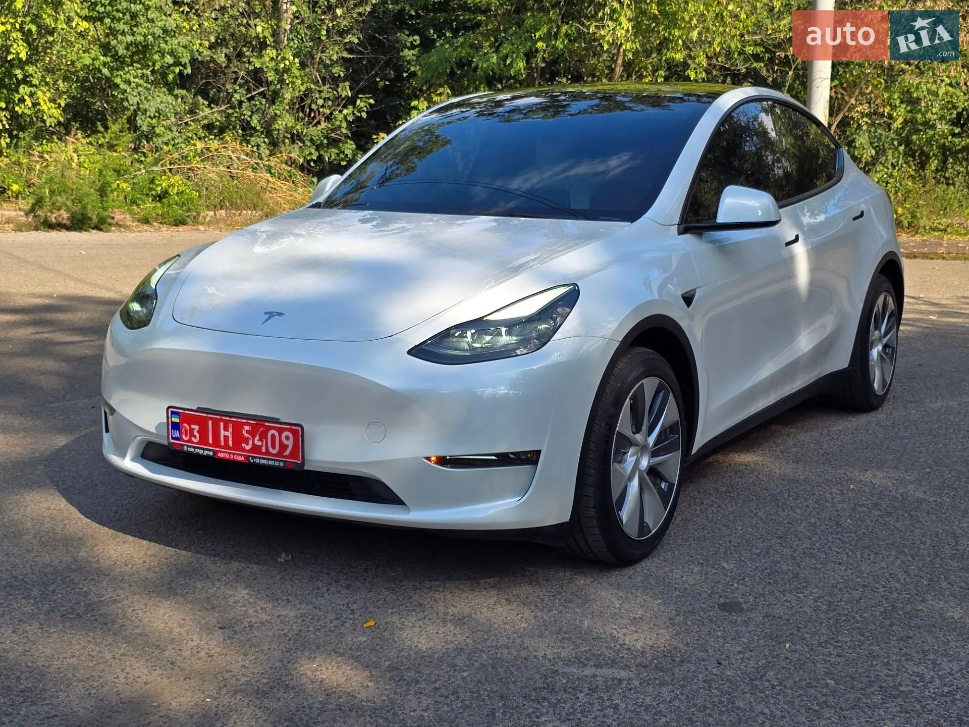Tesla Model Y, 2023