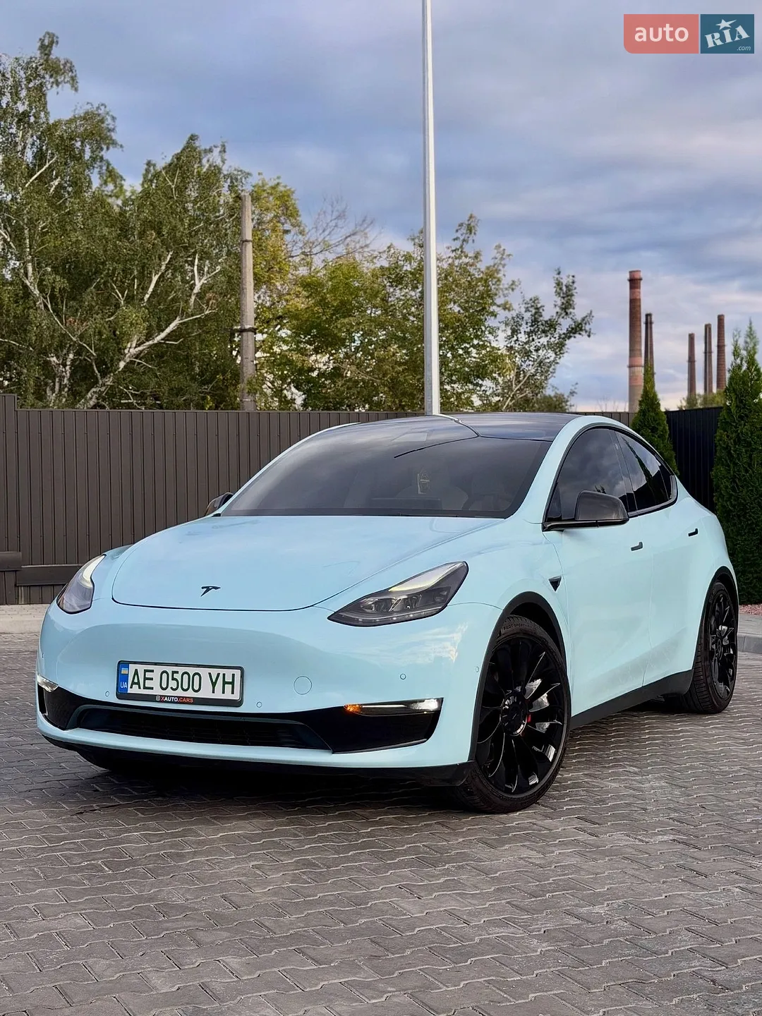 Tesla Model Y, 2022