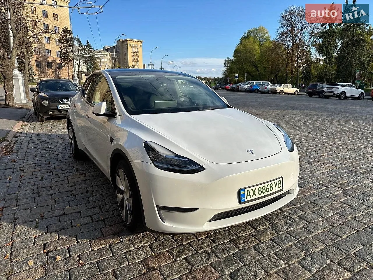 Tesla Model Y, 2023