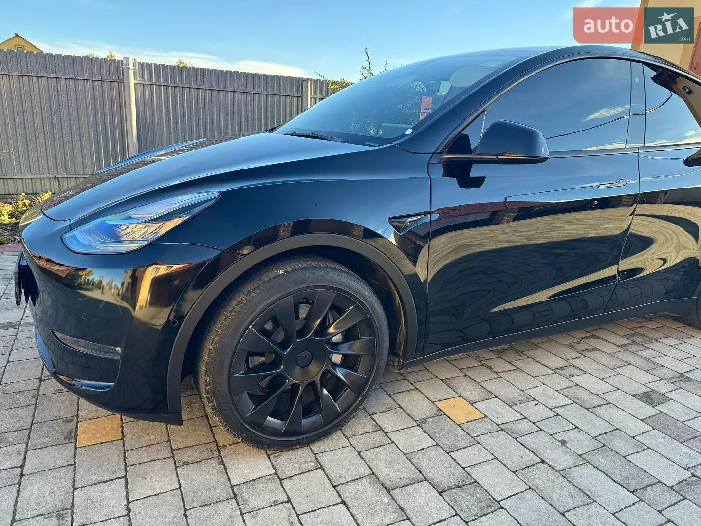 Tesla Model Y, 2022